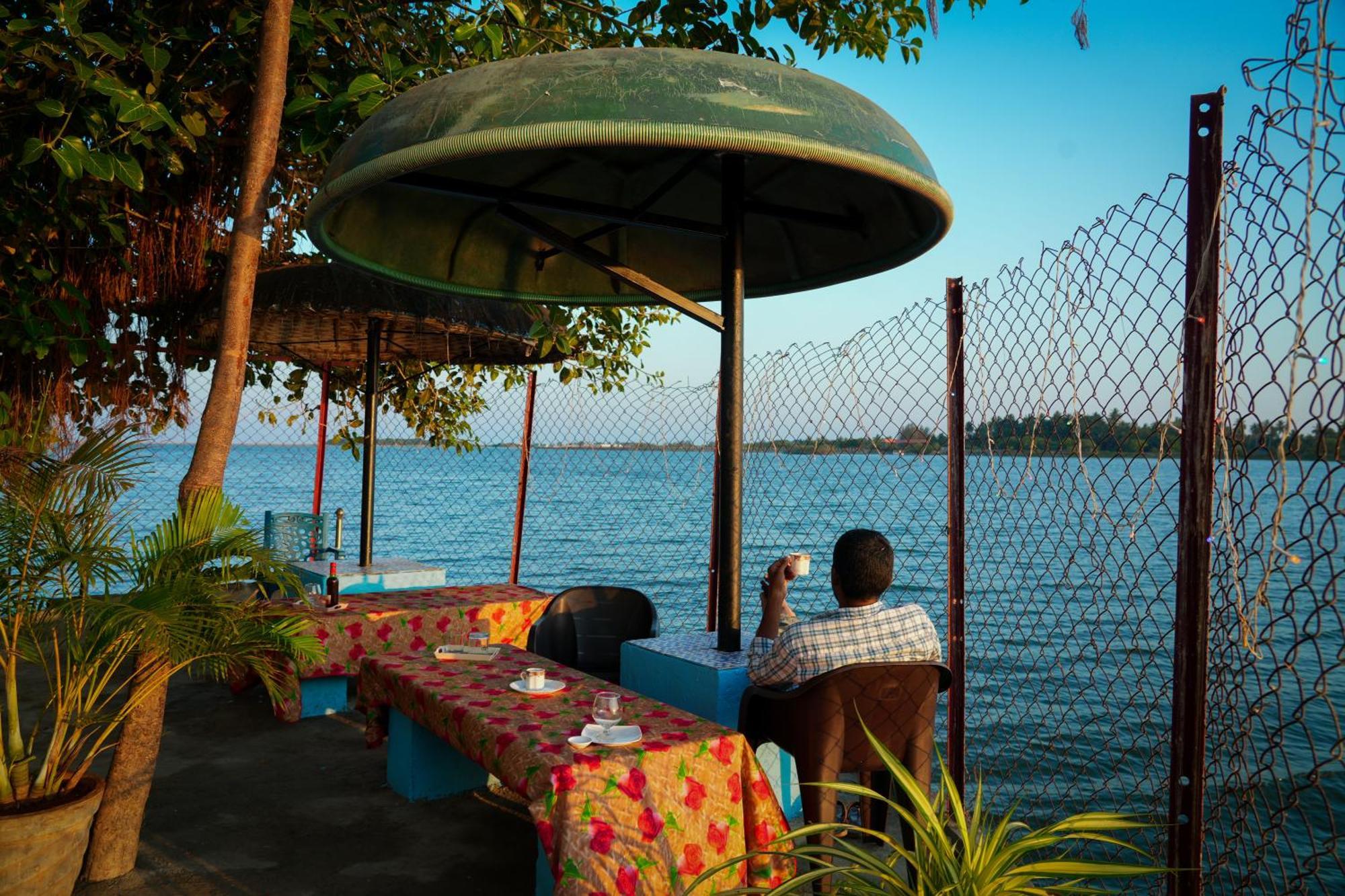 Victoria'S River View Resort Pondicherry Exterior photo